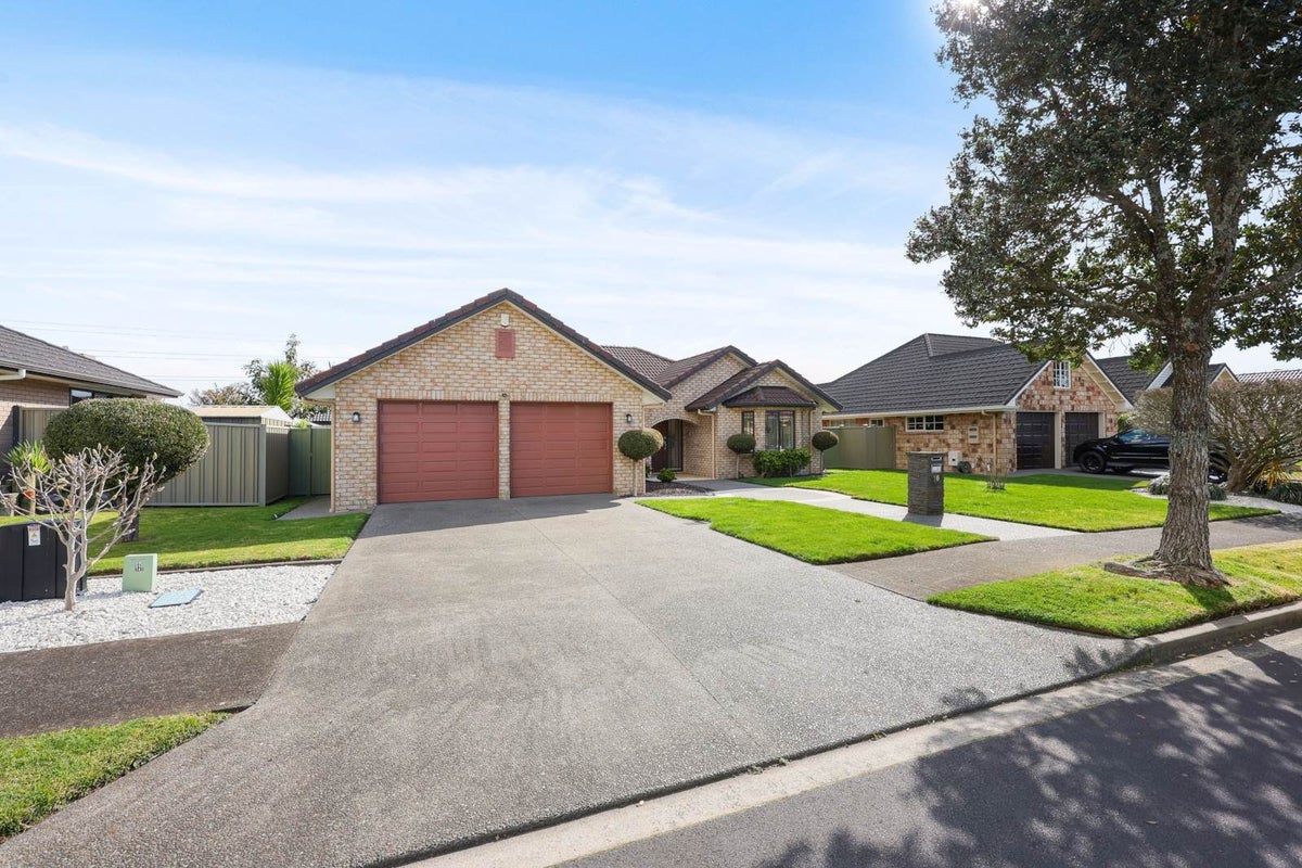 16 Erceg Way, Rosehill, Papakura - Carousel 1