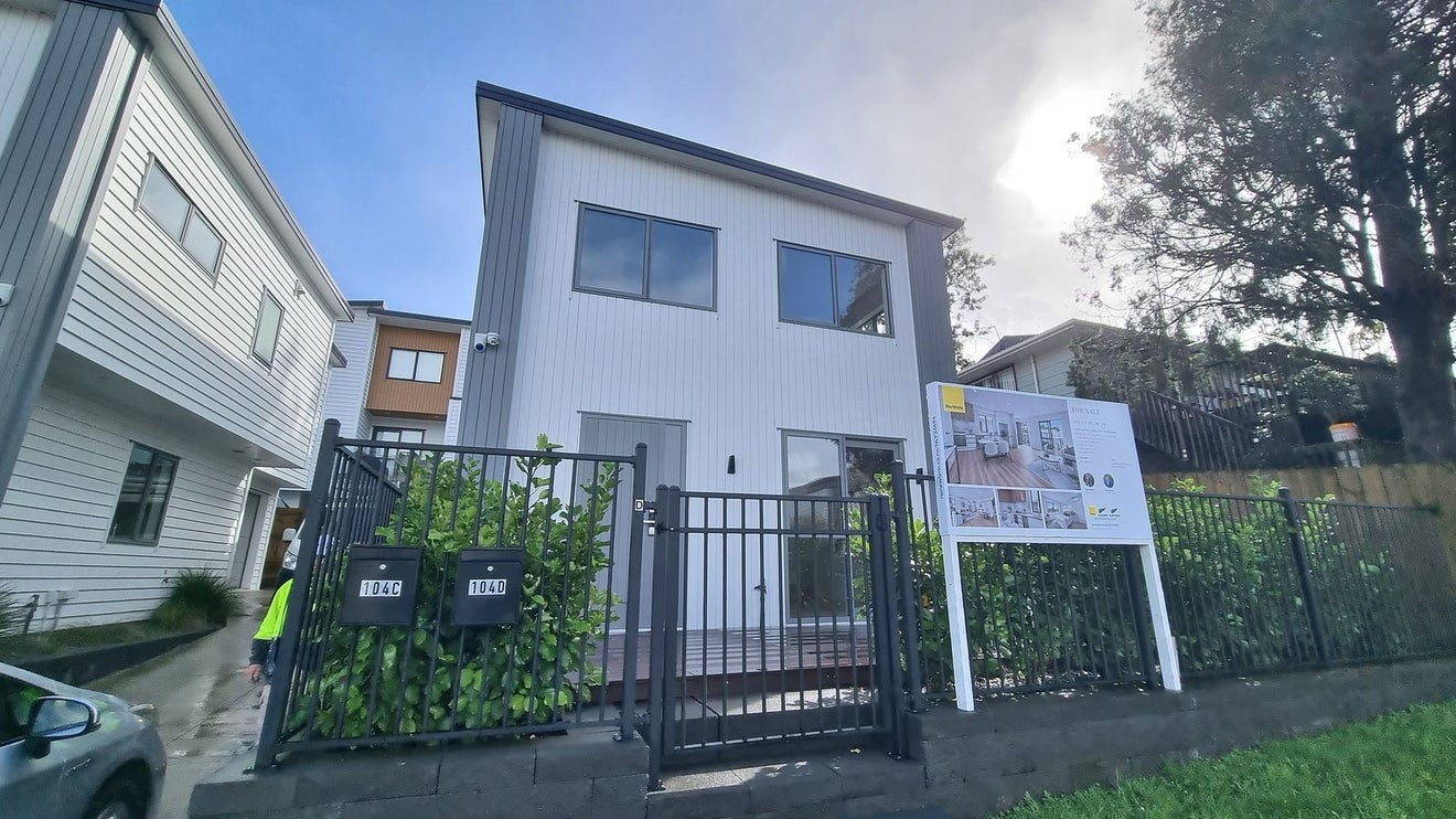 104D Moire Road, West Harbour, Auckland - Carousel 1