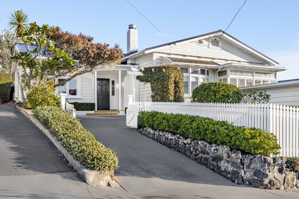 47 Combes Road, Remuera, Auckland - Carousel 1