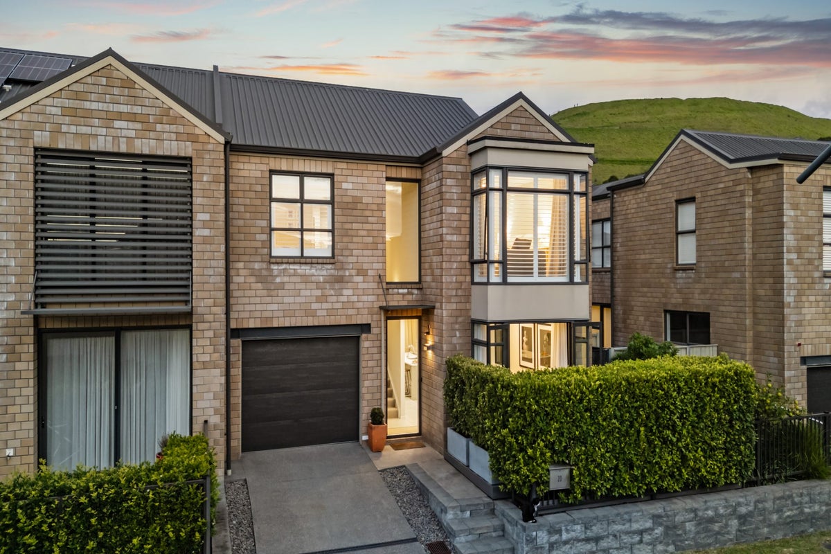 20 Ganley Terrace, Stonefields, Auckland - Carousel 1