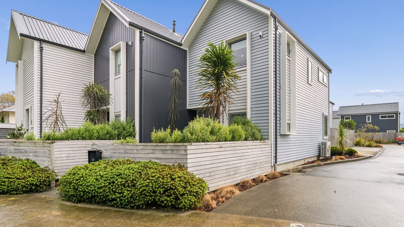 28A Freyberg Street, Waterloo, Lower Hutt - Carousel 1