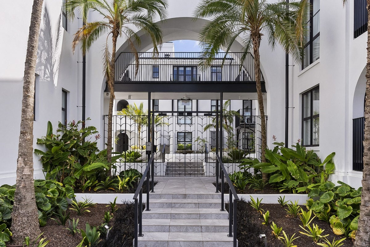 101/2 Tagalad Road, Mission Bay, Auckland - Carousel 1