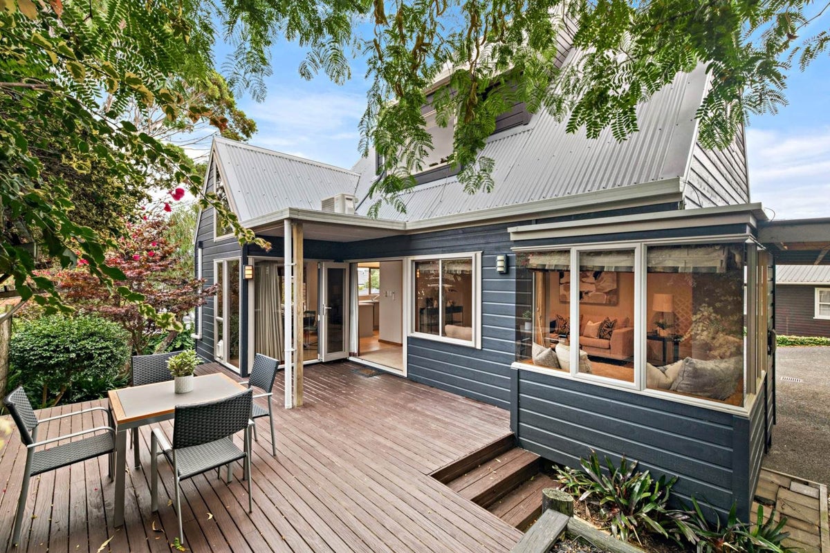 3/26 West Tamaki Road, St Heliers, Auckland - Carousel 1