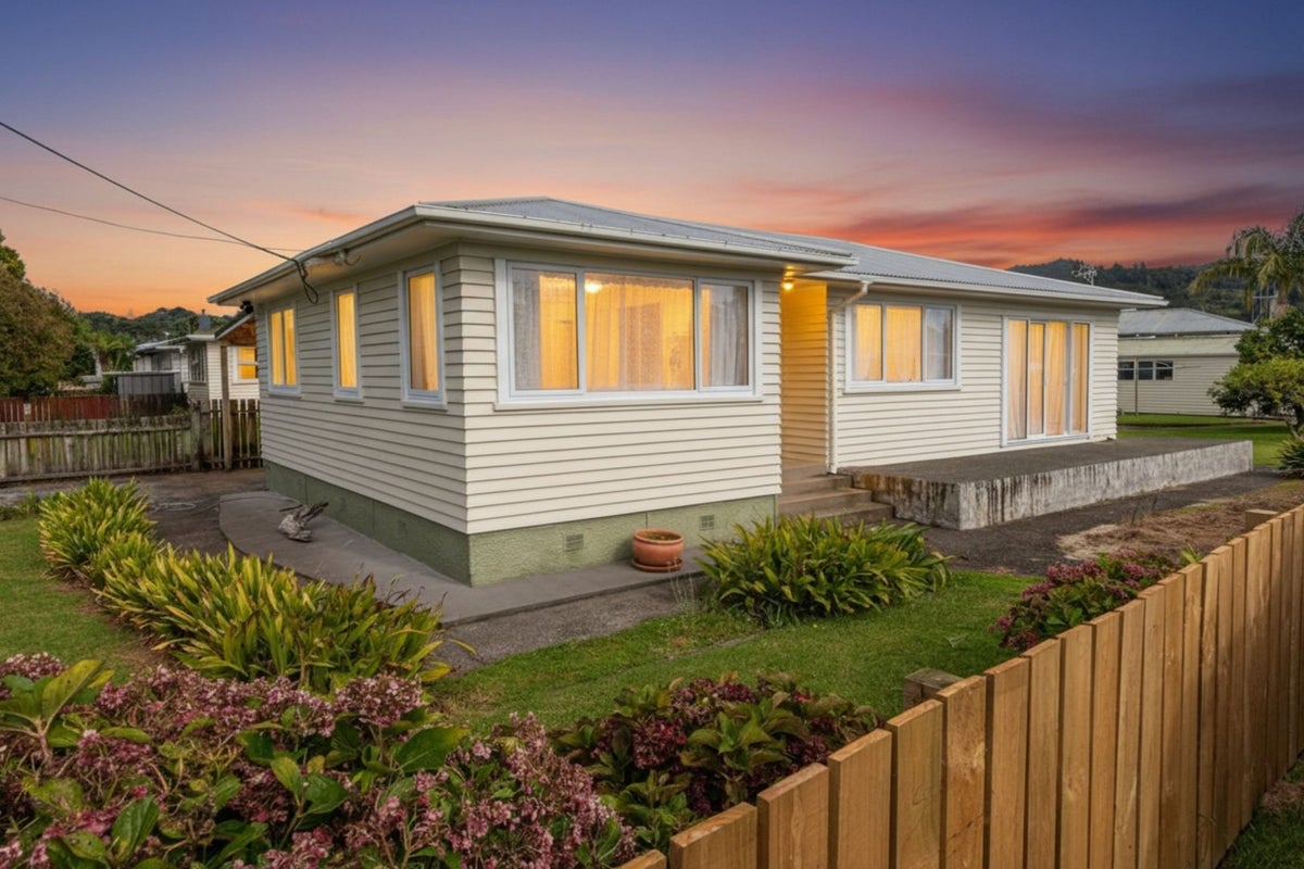 8 Raumanga Valley Road, Raumanga, Whangarei - Carousel 1