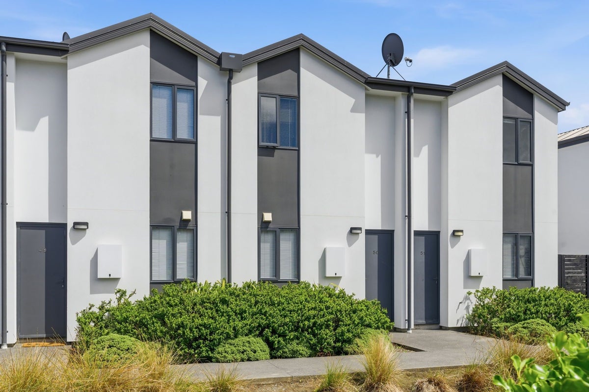 63/10 Buffon Street, Waltham, Christchurch - Carousel 1