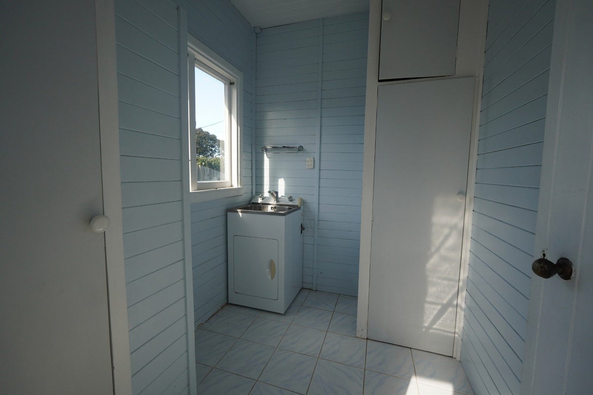 859 Main Street, Roslyn, Palmerston North - Carousel 15