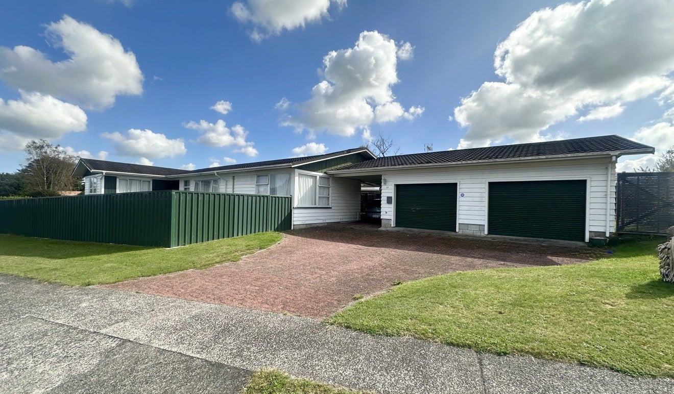 67 Pohutukawa Drive, Tokoroa, Tokoroa - Carousel 1