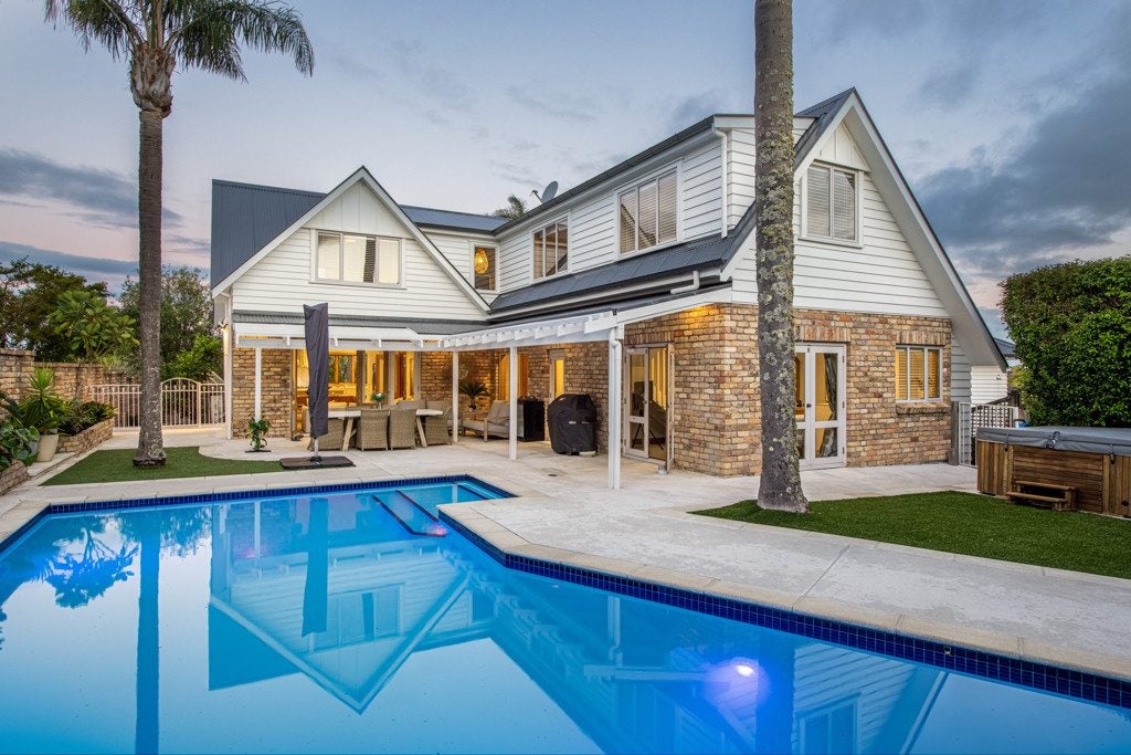 1/22 View Road, Campbells  Bay, Auckland - Carousel 2