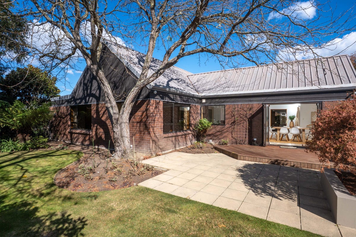 1 Clipston Place, Halswell, Christchurch - Carousel 1