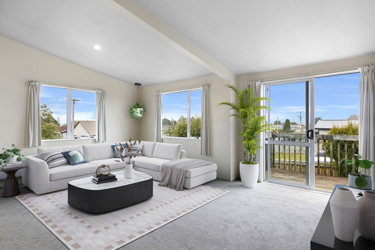 10 Rangatira Street, Taupo, Taupo - Carousel 1