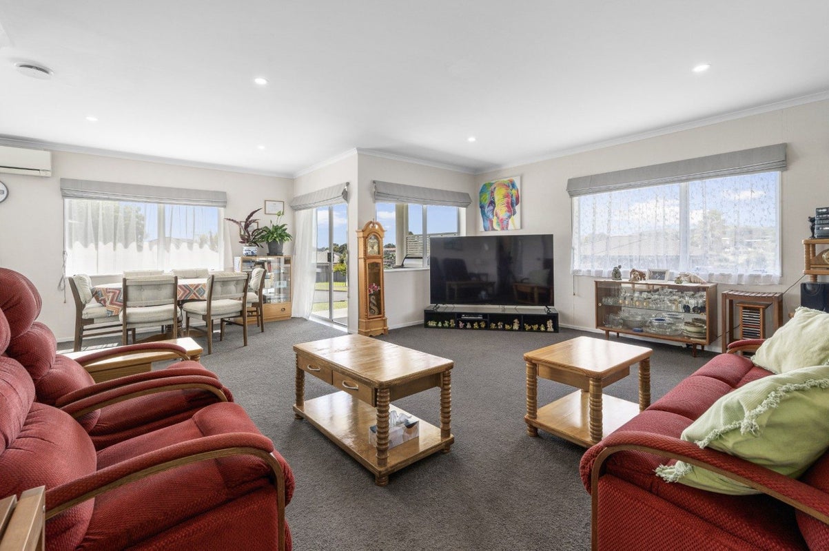 76 Sapphire Drive, Hairini, Tauranga - Carousel 2