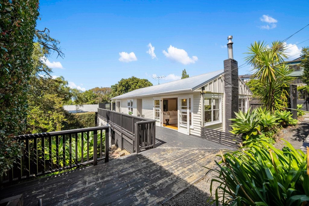 26 Umere Crescent, Ellerslie, Auckland - Carousel 2