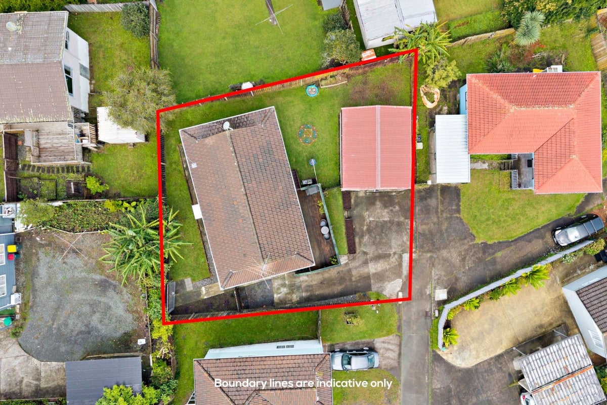 2/6 Borich Road, Sunnyvale, Auckland - Carousel 17