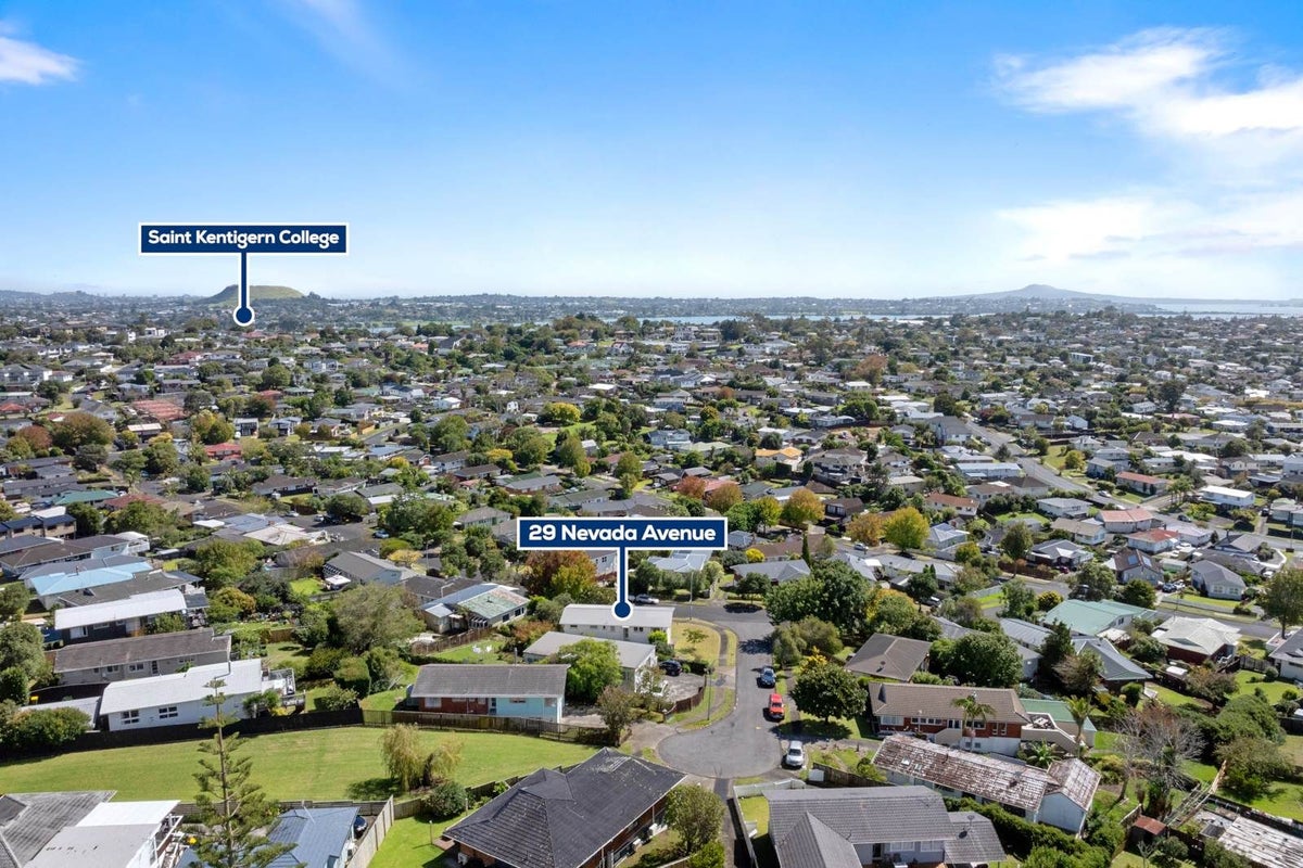 29 Nevada Avenue, Pakuranga Heights, Auckland - Carousel 33
