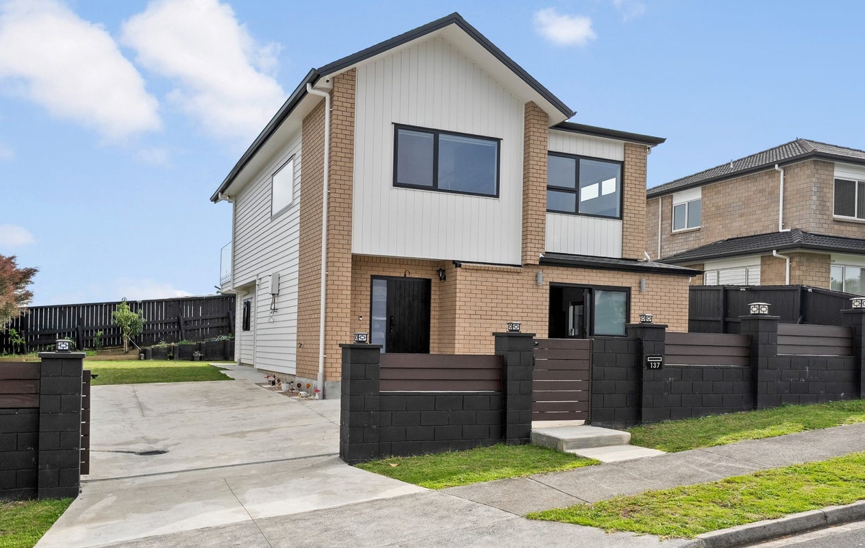 137 Keri Vista Rise, Papakura, Papakura - Carousel 1