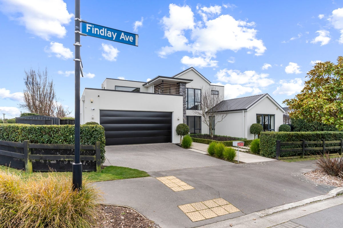 1 Findlay Avenue, Halswell, Christchurch - Carousel 35