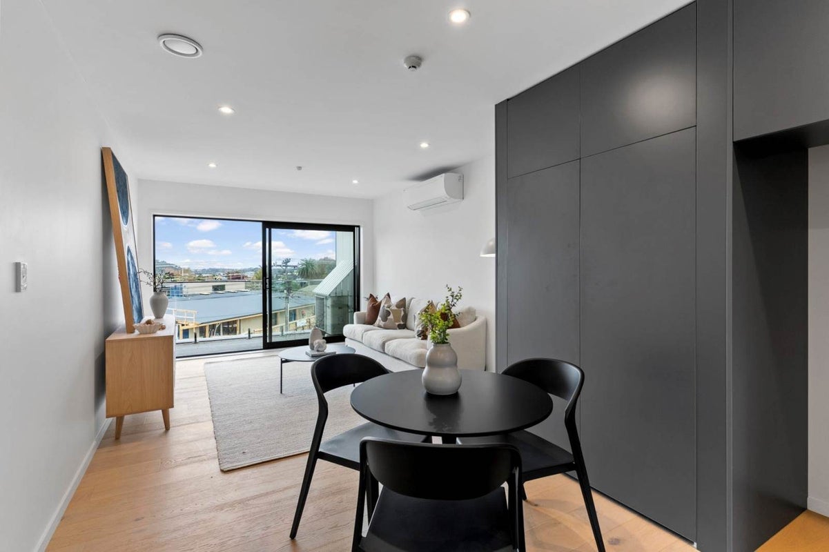 11/1066 Coatesville Riverhead Highway, Riverhead, Rodney, Auckland - Carousel 1