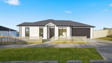 36 Korihi Drive, Swanson, Auckland - Carousel 1