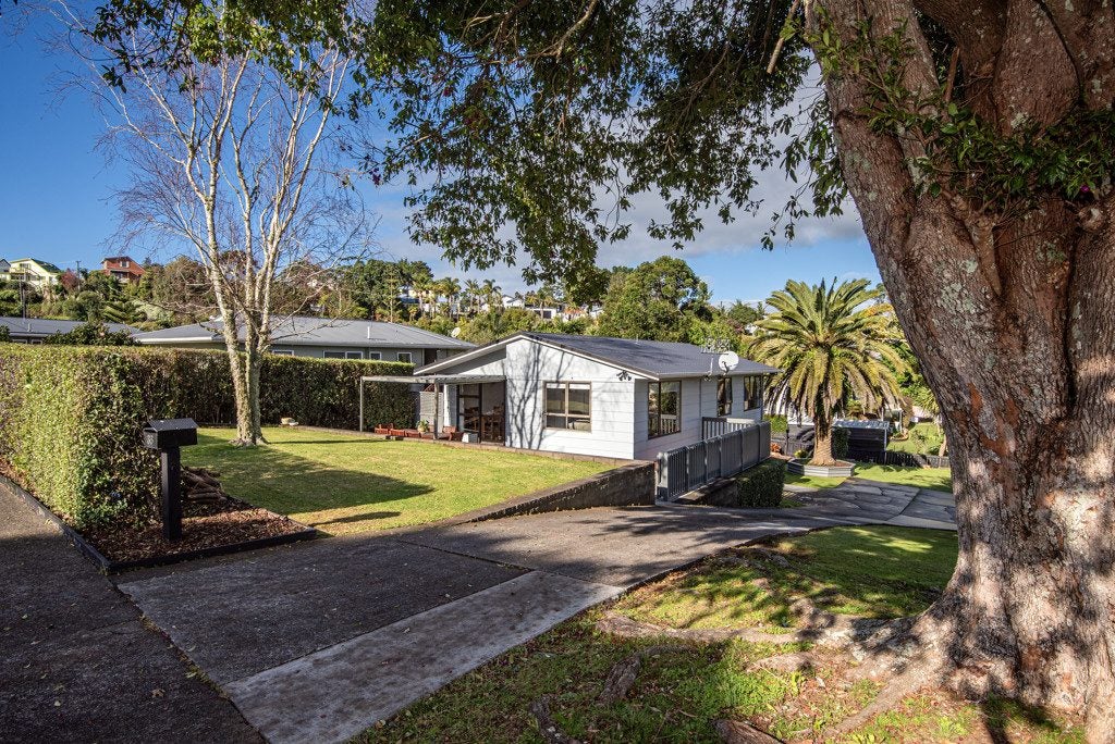 38 Bellbird Avenue, Onerahi, Whangarei - Carousel 1