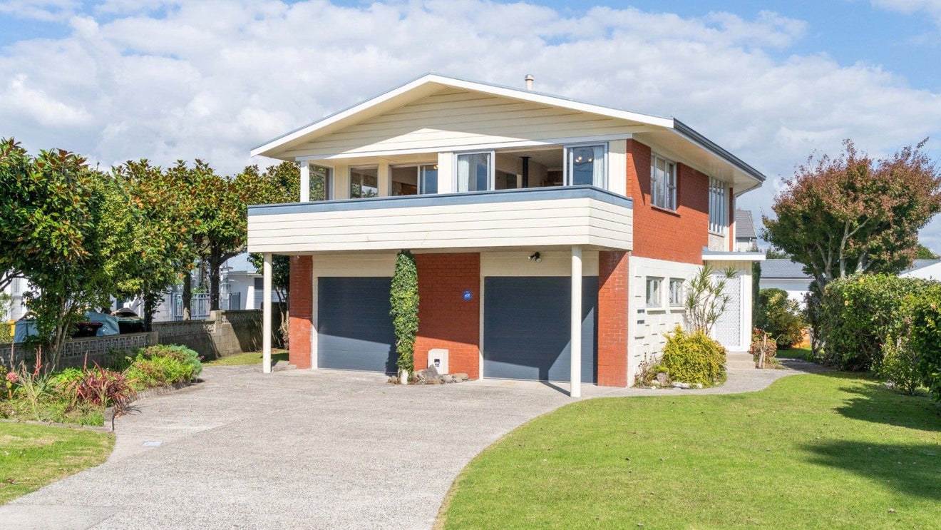 189 Pillans Road, Otumoetai, Tauranga - Carousel 1