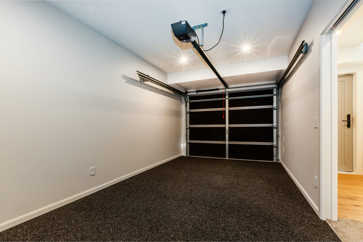 27C Liffey Street, Island Bay, Wellington - Carousel 22