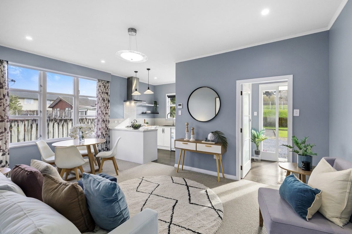 11 Connolly Street, Boulcott, Lower Hutt - Carousel 2