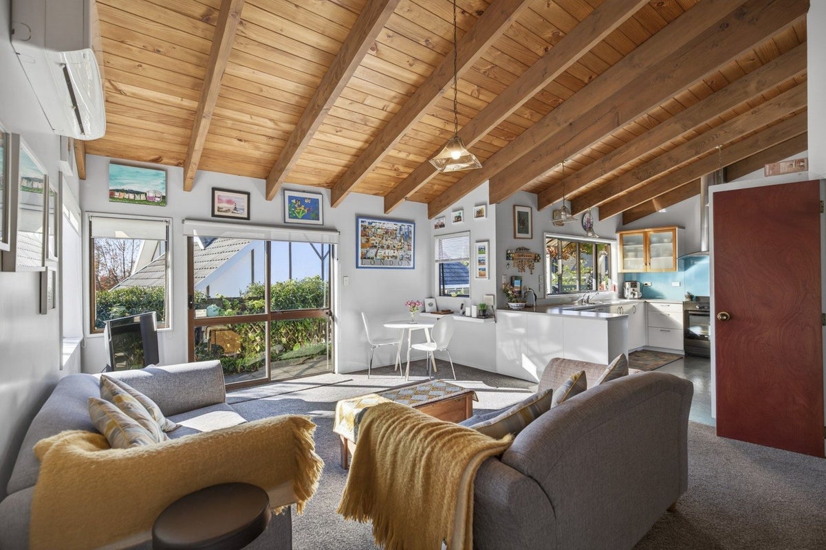 99 Barrett Road, Whalers Gate, New Plymouth - Carousel 1