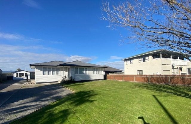 1106 Southland Road, Raureka, Hastings - Carousel 2