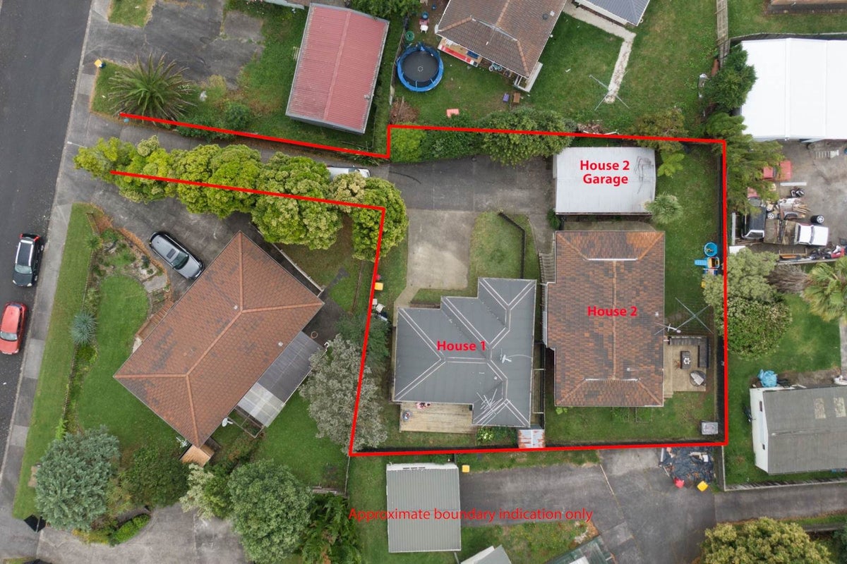 12 Quincey Place, Massey, Auckland - Carousel 26