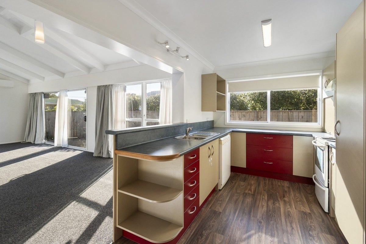 22 Wyndham Street, Ashhurst, Palmerston North - Carousel 2