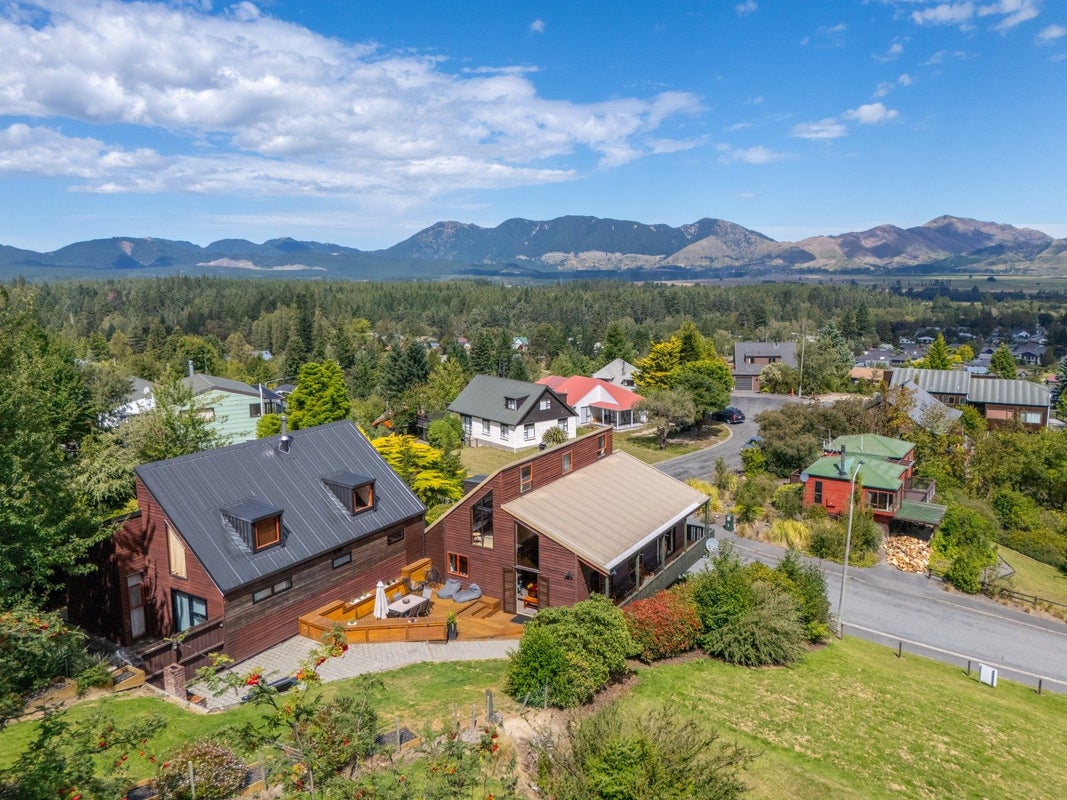 42A Alpine Avenue, Hanmer Springs, Hanmer Springs - Carousel 1