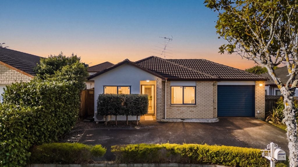 37 Magic Way, Randwick Park, Auckland - Carousel 2