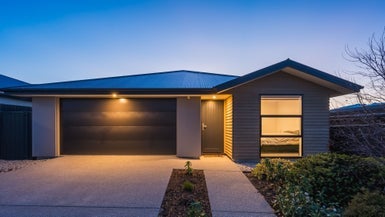 12 Scurr Terrace, Wanaka - Carousel 1