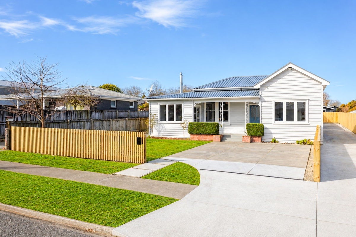 14 Southey Street, Leamington, Cambridge - Carousel 25