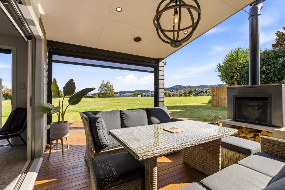 110 Lisland Drive, Kinloch, Taupo - Carousel 2