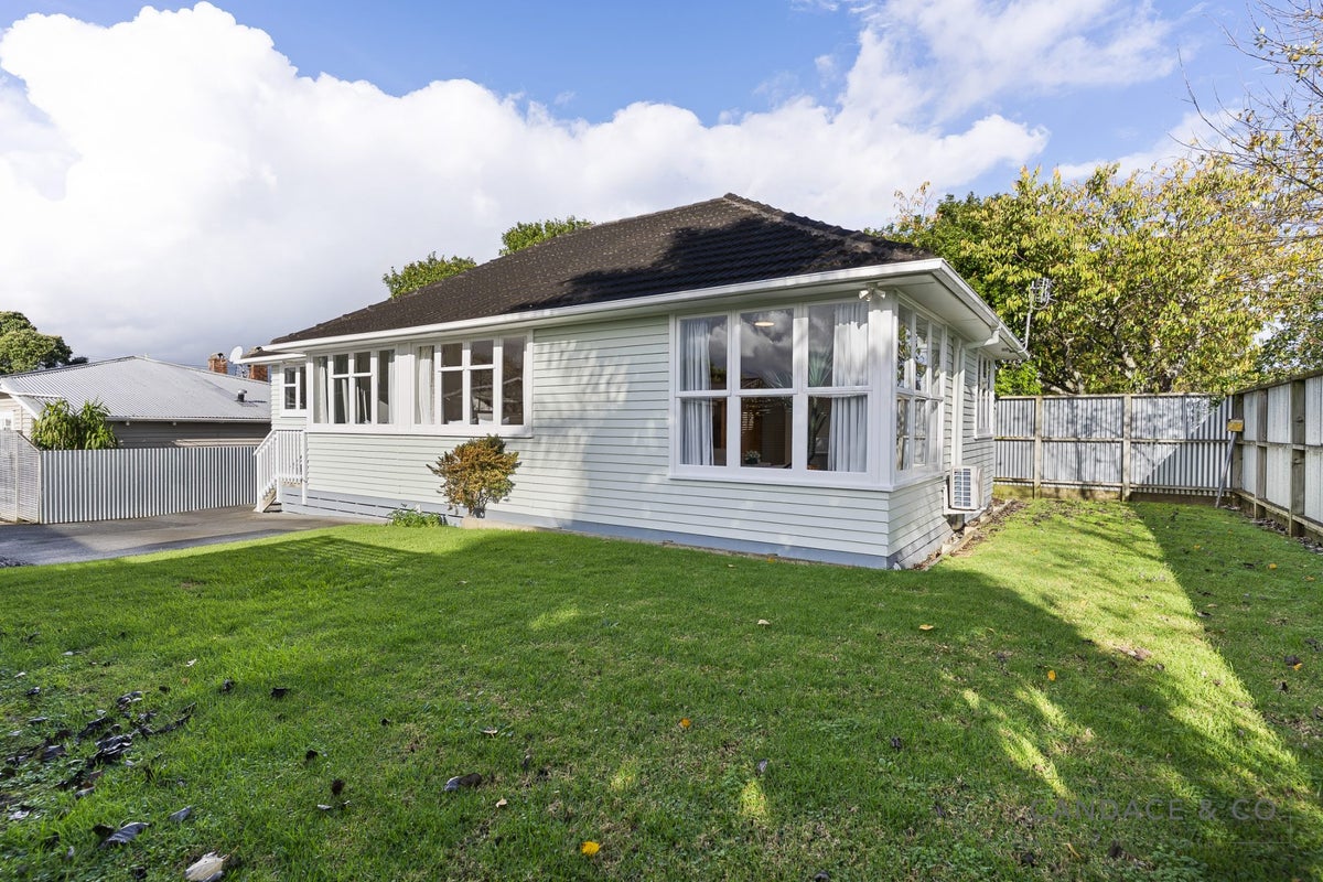 49A Hutton Street, Otahuhu, Auckland - Carousel 2