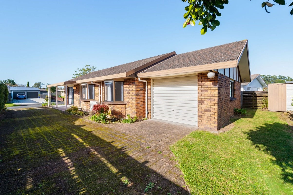 8 Chequers Avenue, Chartwell, Hamilton - Carousel 2