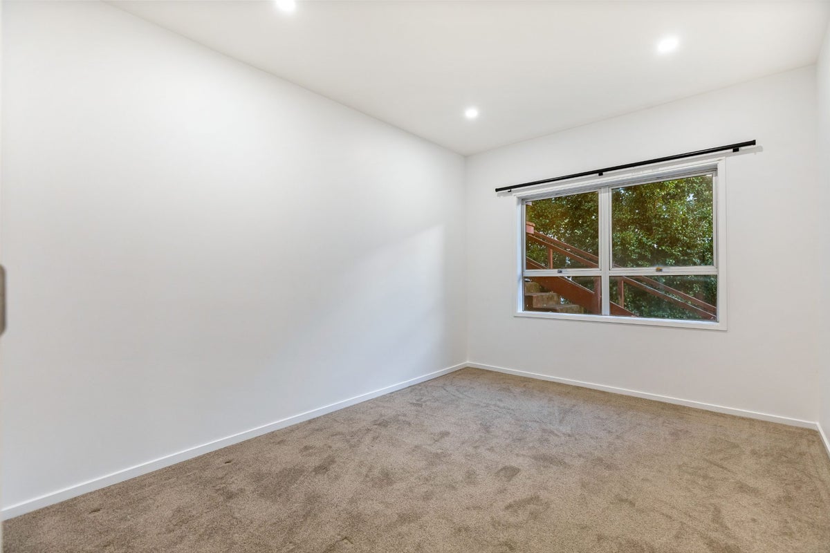 273A Royal Road, Massey, Auckland - Carousel 2