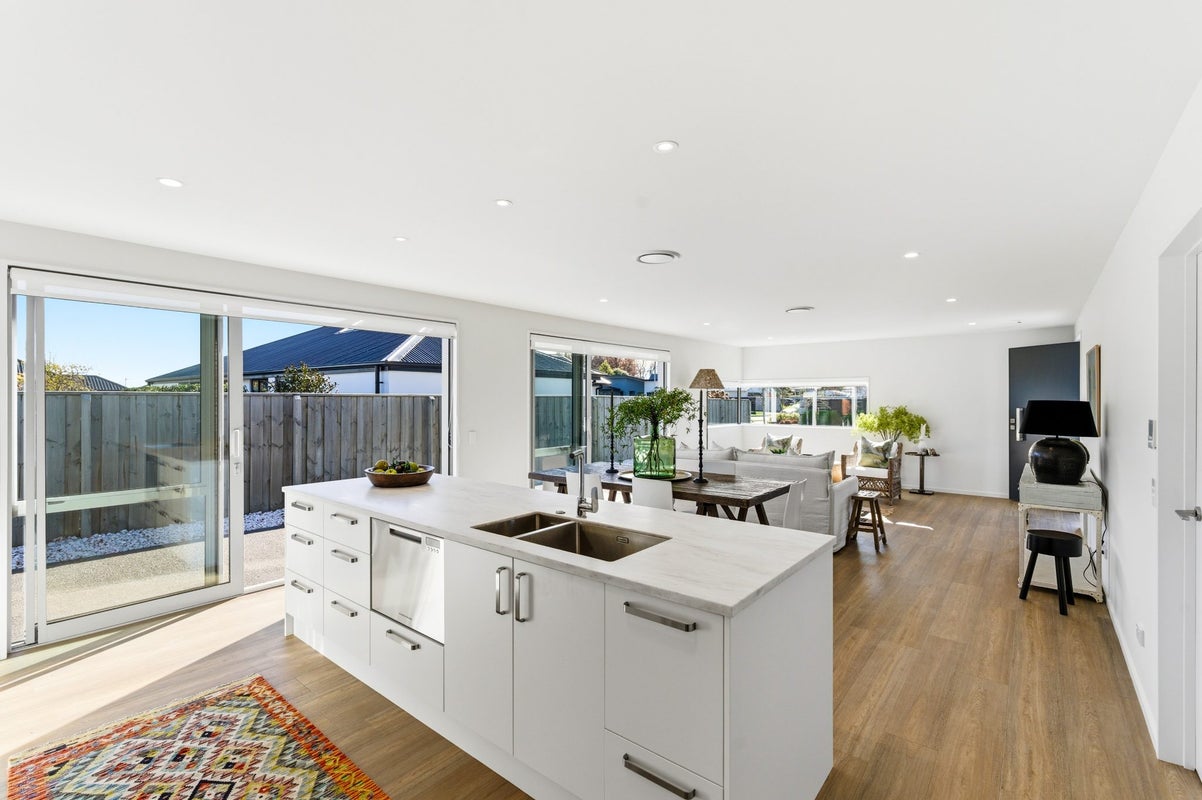 4 Billington Drive, Halswell, Christchurch - Carousel 2