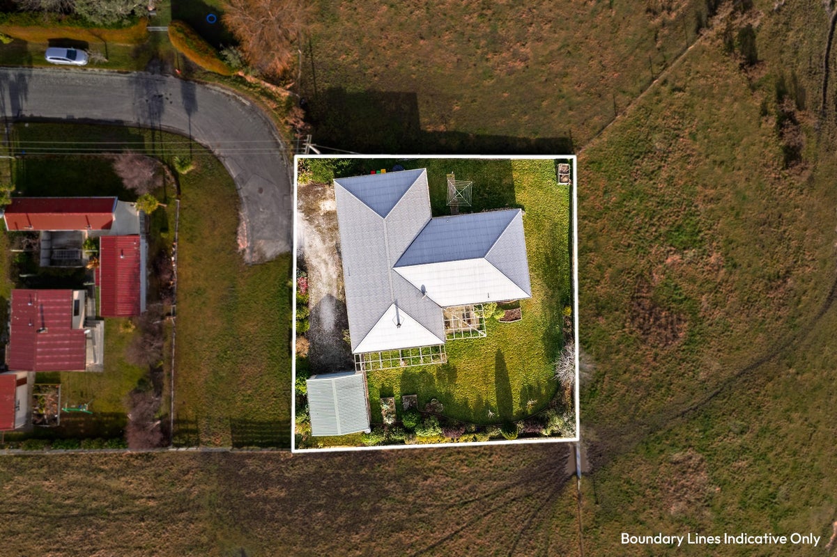 22 Halkirk Street, Karitane, Waikouaiti - Carousel 2