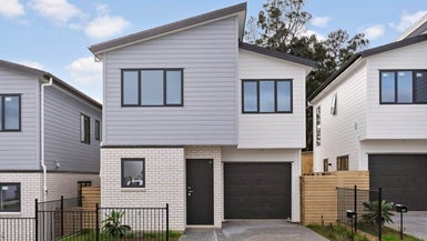 33 Whiteywood Street, Westgate, Auckland - Carousel 1