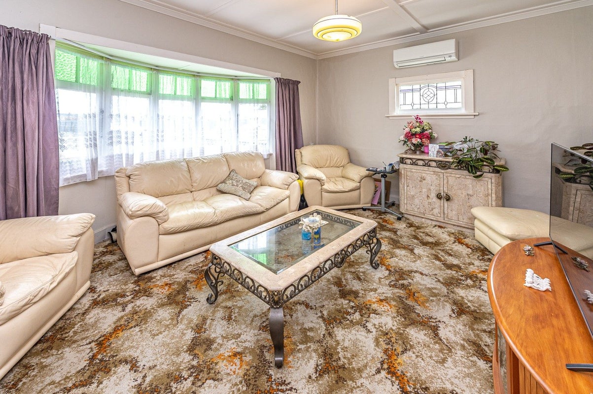 8 Fox Road, Springvale, Whanganui - Carousel 2