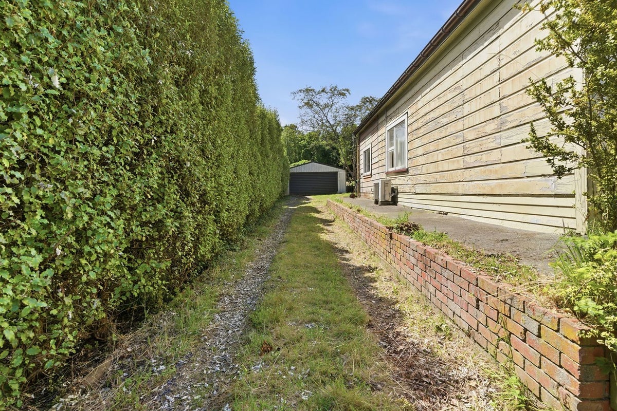 26 Shetland Street, Wakari, Dunedin - Carousel 21