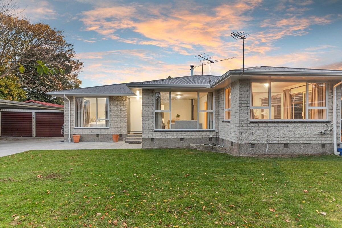9 Loreto Place, Hornby, Christchurch - Carousel 13