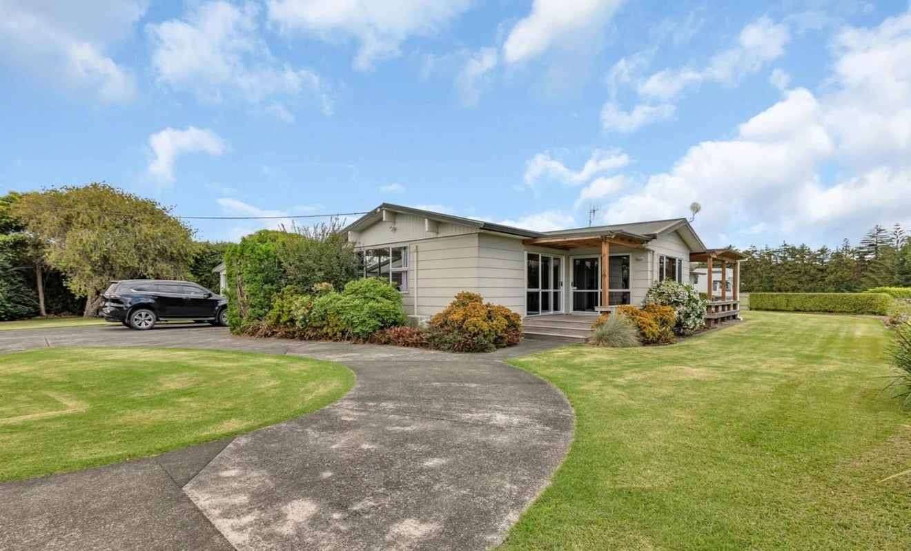 712 One Tree Point Rd, One Tree Point, Whangarei, Northland - Carousel 1