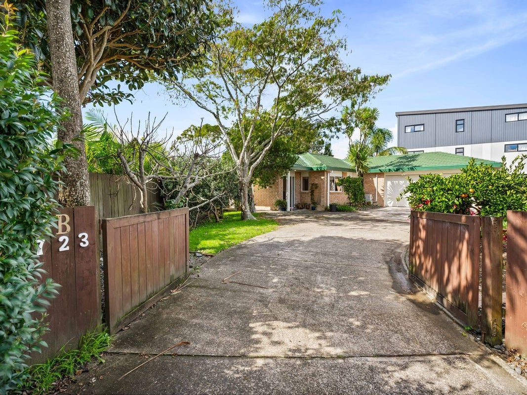 723B Te Atatu Road, Te Atatu Peninsula, Auckland - Carousel 2