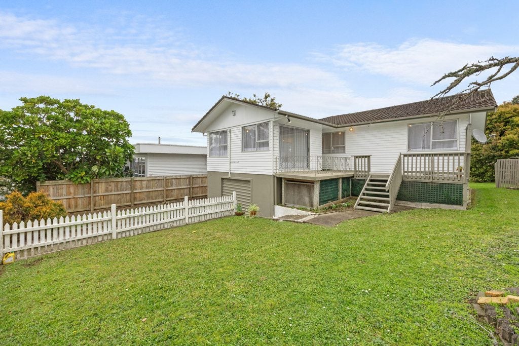19 Cotton Street, Saint Johns, Auckland - Carousel 1