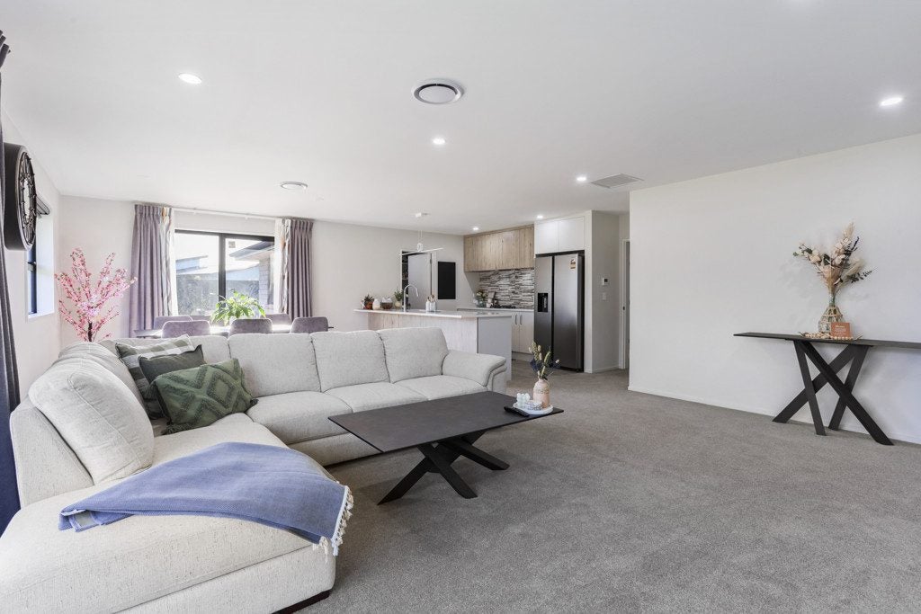 11 Cleaver Street, Woodend, Woodend - Carousel 2