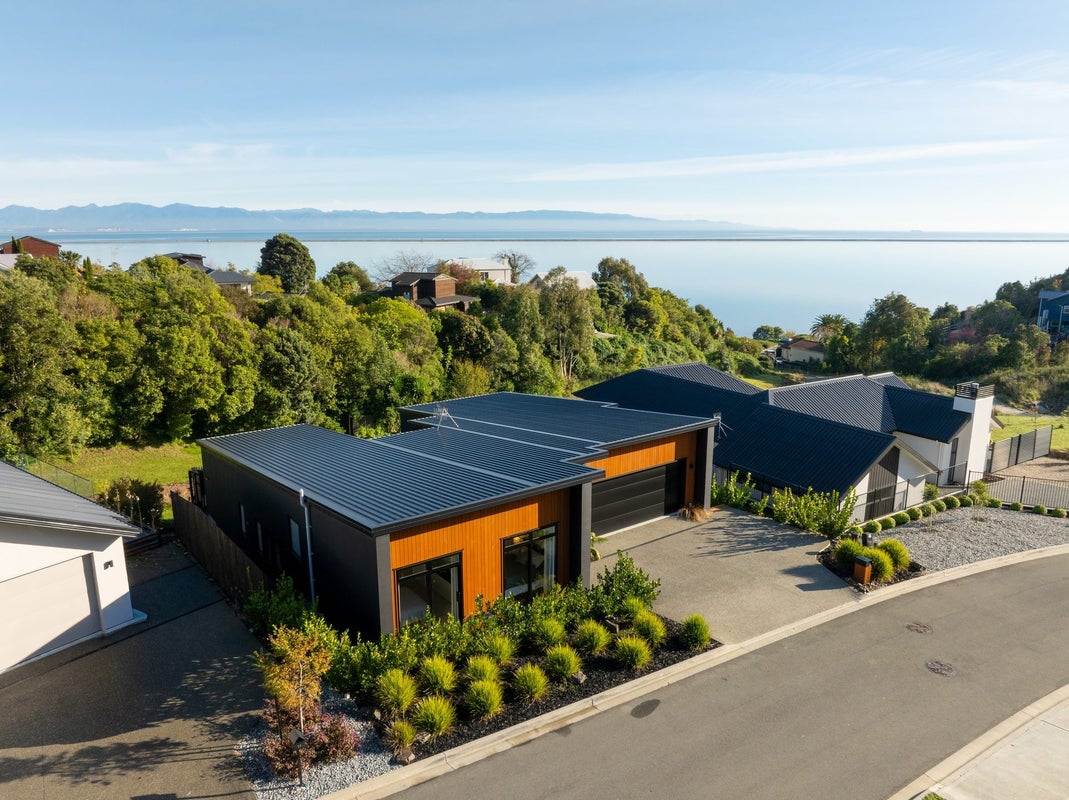 13 Ledger Road, Atawhai, Nelson - Carousel 1