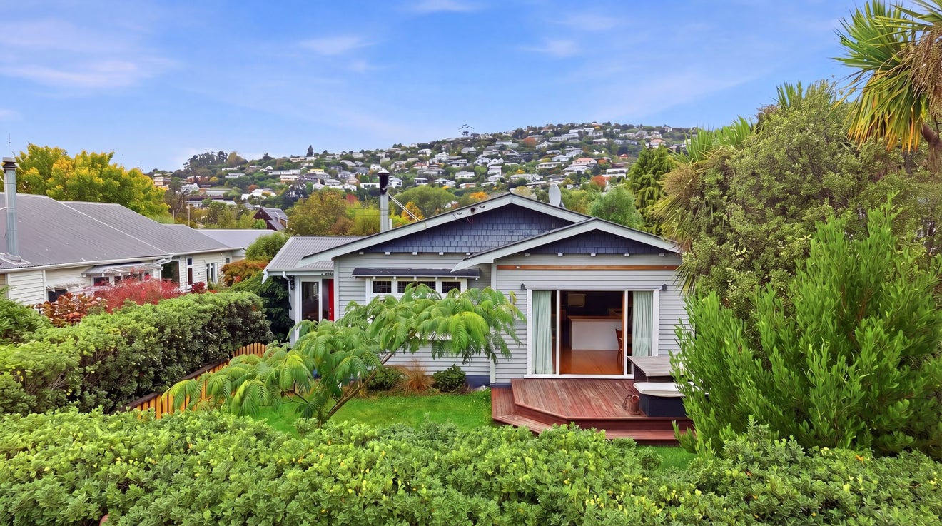24 Birdwood Avenue, Beckenham, Christchurch - Carousel 1